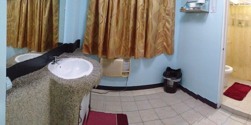 Hotel Arizona Beach Resort, Subic Bay, Philippines 2200