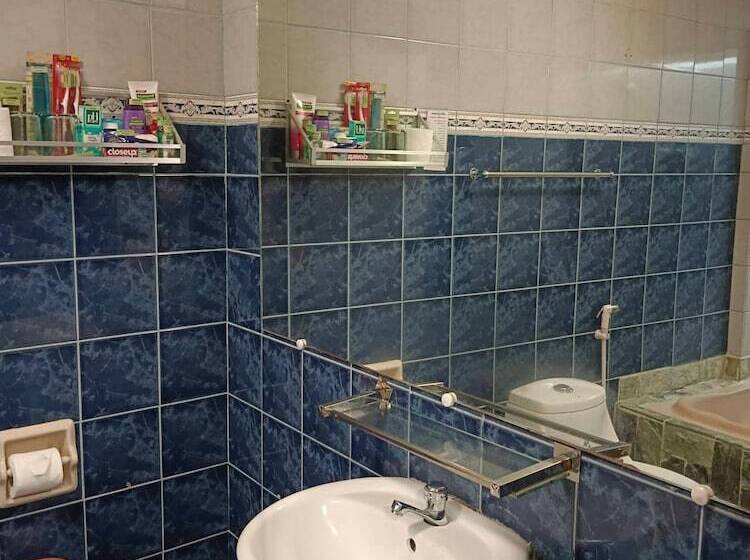 Hotel Arizona Beach Resort, Subic Bay, Philippines 2200