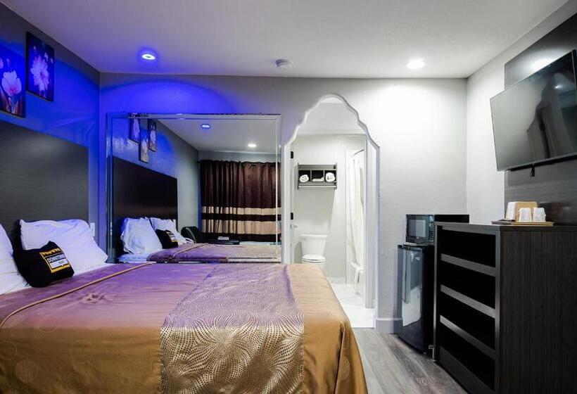 Отель Downtowner Inns Houston Downtown & Convention Center