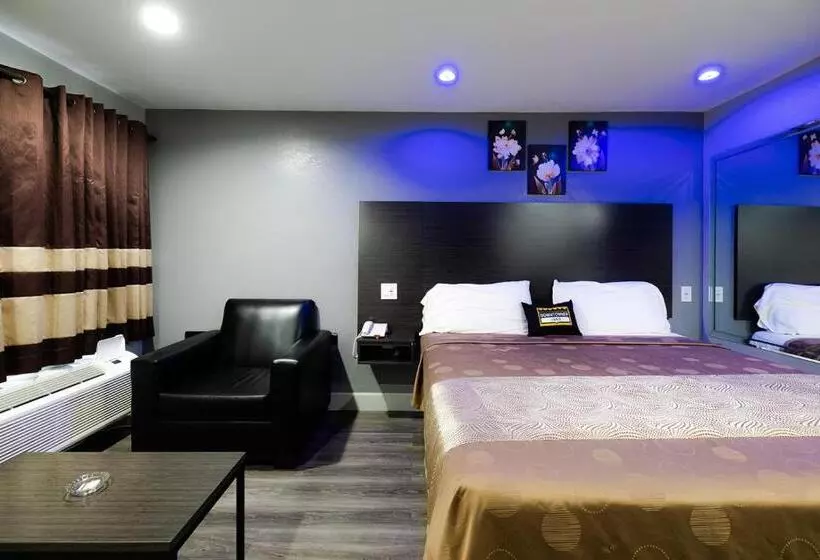 هتل Downtowner Inns   Houston Downtown & Convention Center