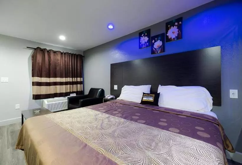 هتل Downtowner Inns   Houston Downtown & Convention Center