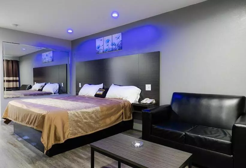 هتل Downtowner Inns   Houston Downtown & Convention Center