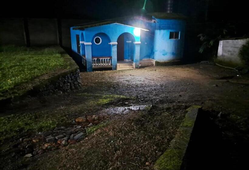 בית מלון כפרי Mountain View Cottage Mankulam