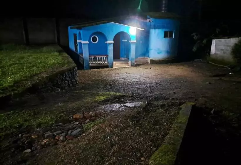 Hotelli Mountain View Cottage Mankulam