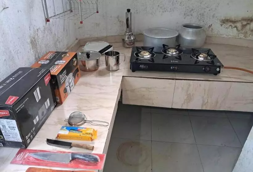 Hotelli Mountain View Cottage Mankulam