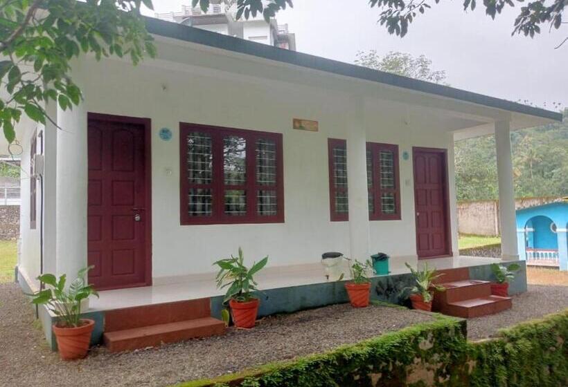בית מלון כפרי Mountain View Cottage Mankulam