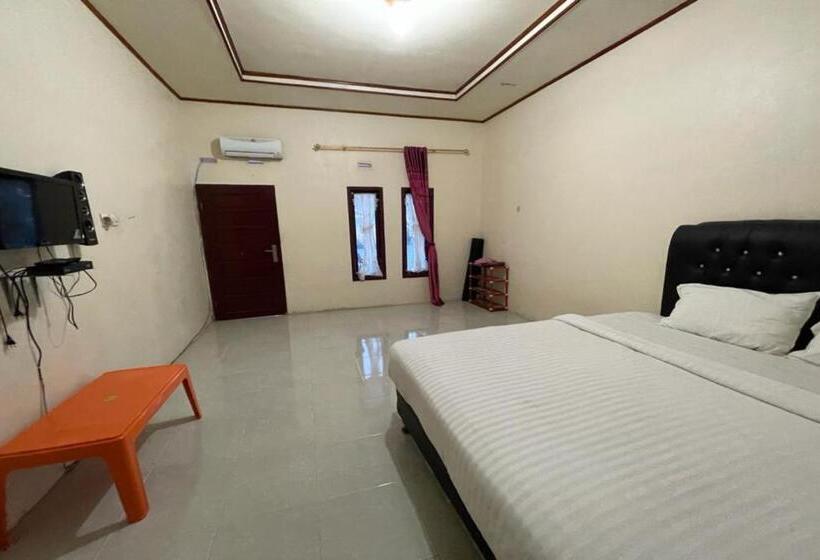 酒店 Oyo 92464 Efniati Homestay Syariah