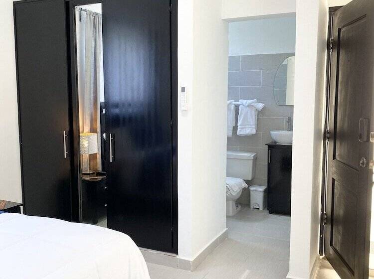 The White Rock Hotel B&b