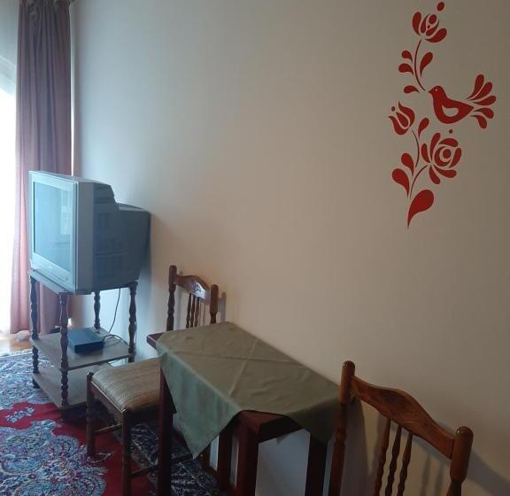 مبيت وإفطار Magyar Csárda és Vendégház