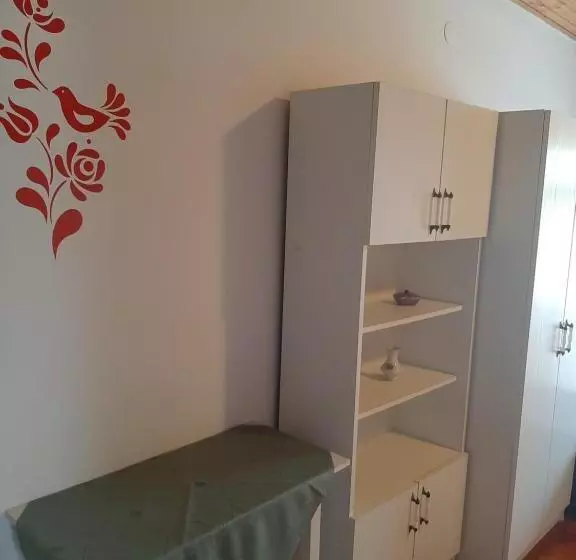 Aamiaismajoitus (B&B) Magyar Csárda és Vendégház