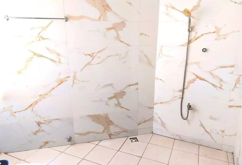 Hotelli Blue Palm Resort Ghana