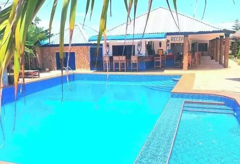 Hotelli Blue Palm Resort Ghana