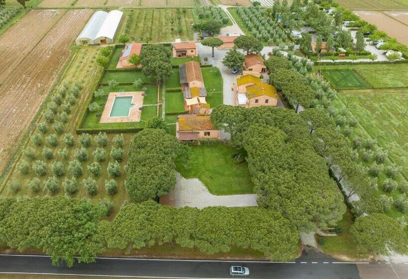 Отель Isolotto Appartamento Leccio