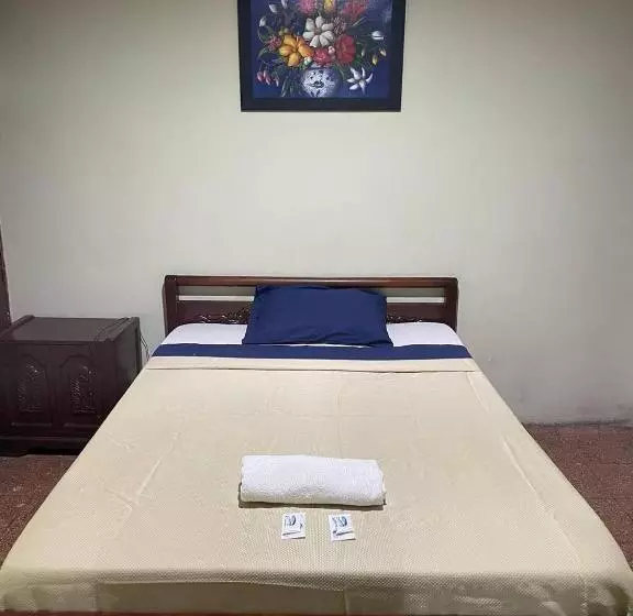 ホテル Andes Inn