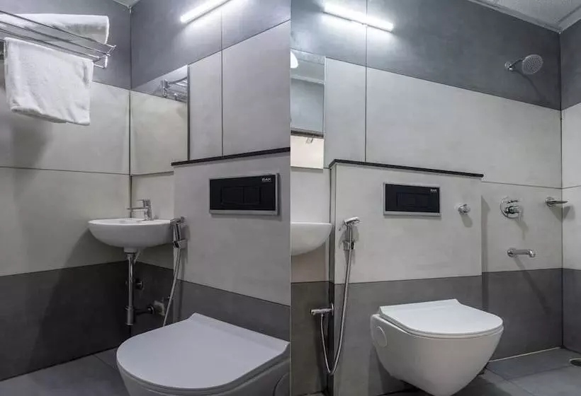 Hotelli Treebo Rushi Grand