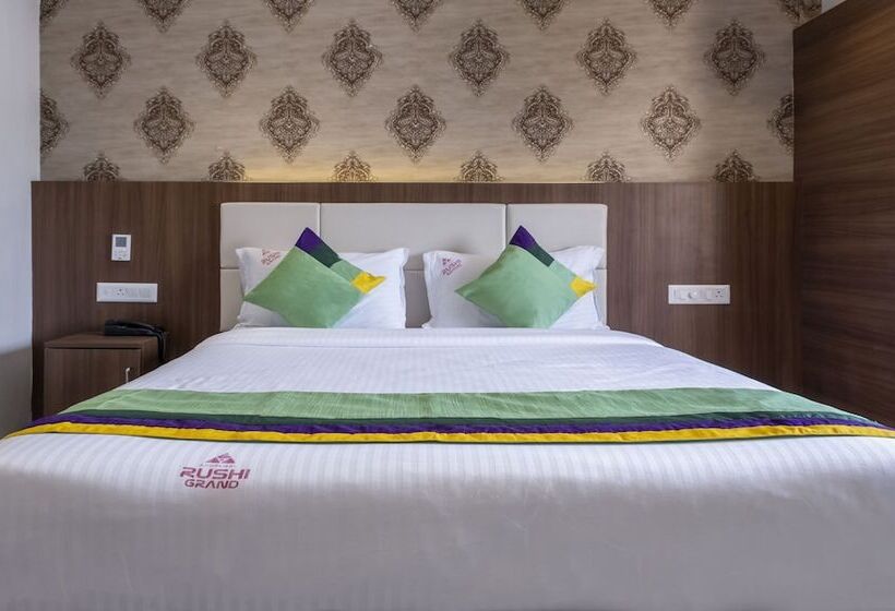 Hotel Treebo Rushi Grand