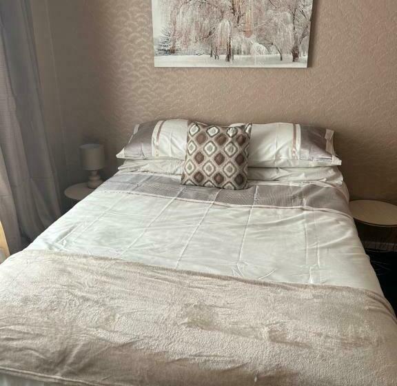 بنسيون Village Rooms