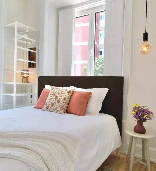 تختخواب و صبحانه Vila Julieta Guesthouse