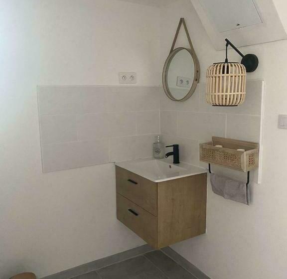 بنسيون Le Mistral Auvergnat