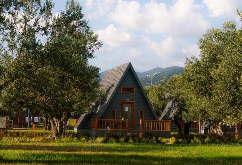 استراحتگاه Verde Blu Bungalow