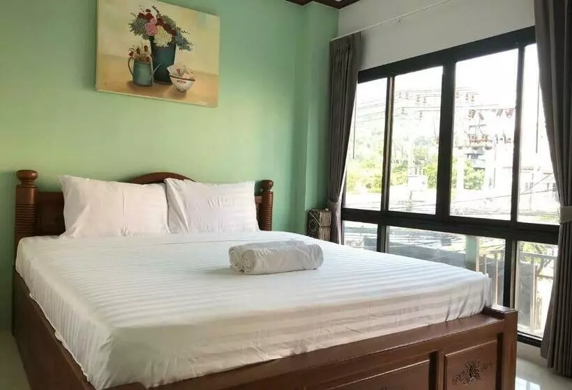 Retkeilymaja Premier