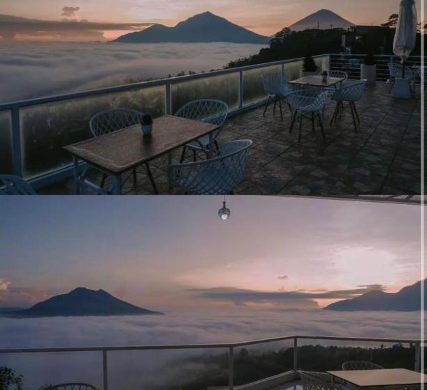 Devanora Hotel & Resto