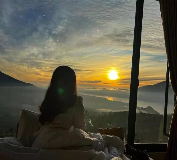 Devanora Hotel & Resto