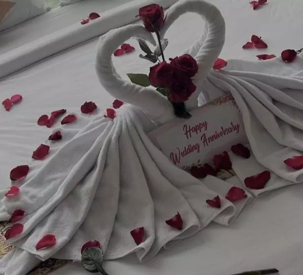 Devanora Hotel & Resto