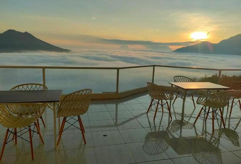 Devanora Hotel & Resto