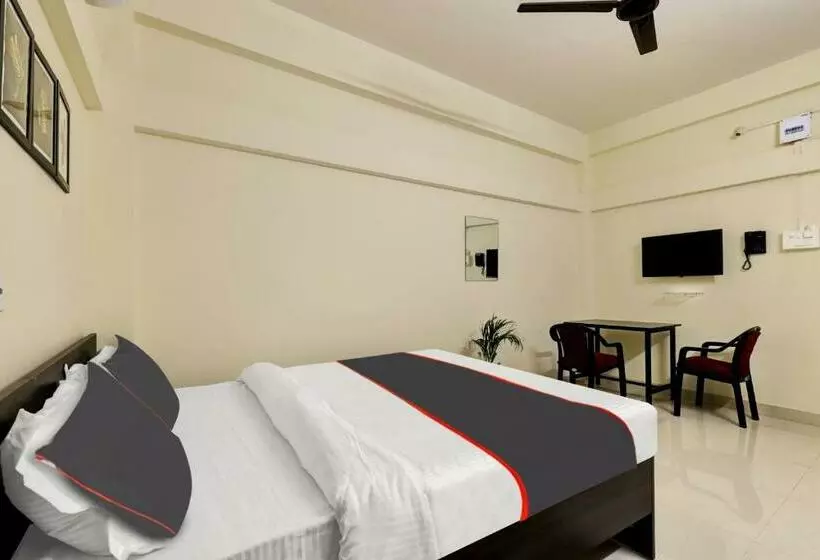 Hotelli Queen S Residency