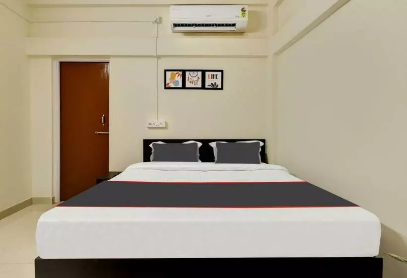 Hotelli Queen S Residency