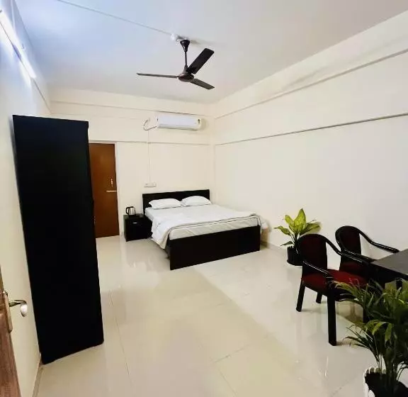 Hotelli Queen S Residency