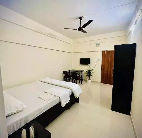 Hotelli Queen S Residency