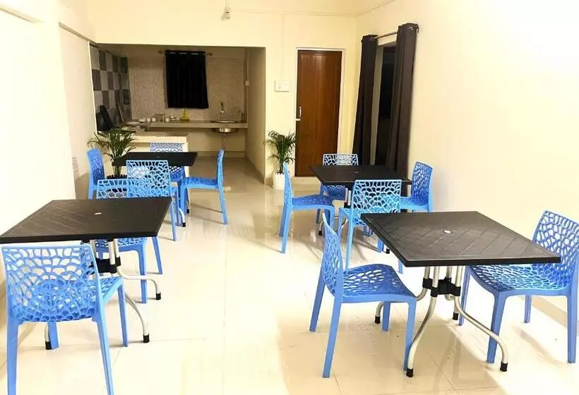 Hotelli Queen S Residency