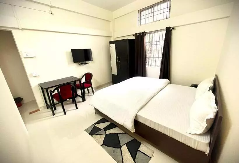 Hotelli Queen S Residency