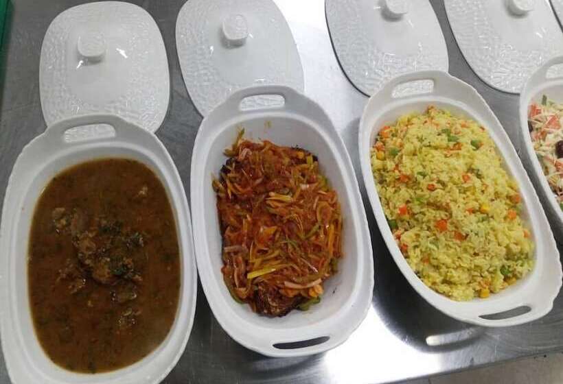 هتل Golden Tulip Essentials Owerri