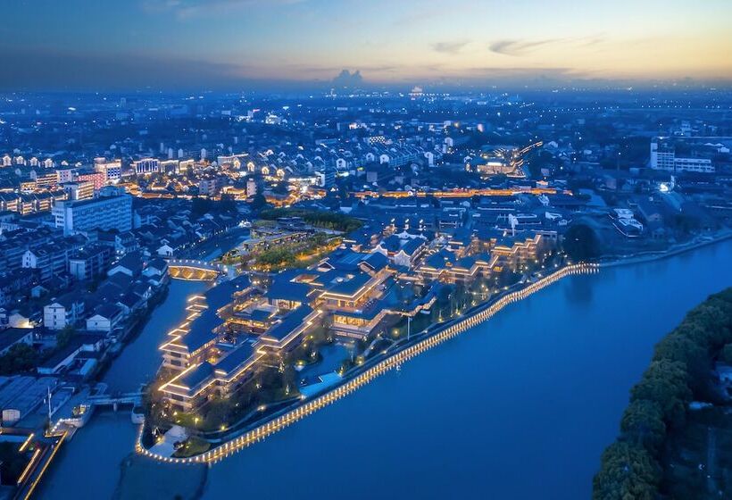 호텔 Holiday Inn Deqing Xinshi Ancient Town By Ihg