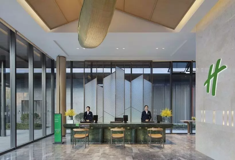 ホテル Holiday Inn Deqing Xinshi Ancient Town By Ihg