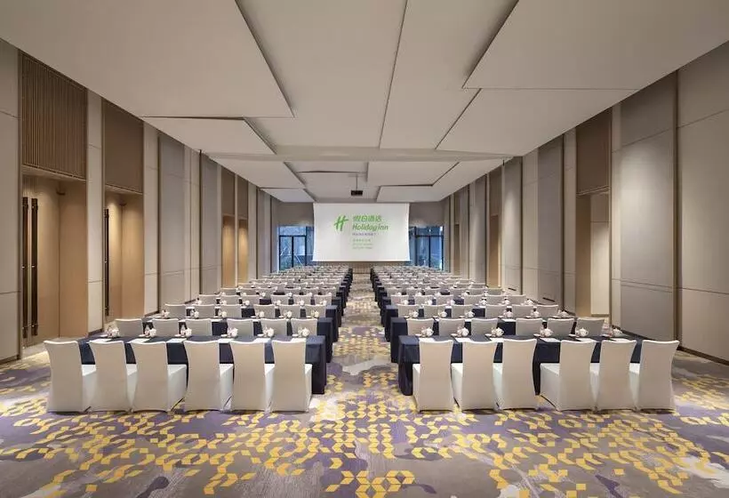 ホテル Holiday Inn Deqing Xinshi Ancient Town By Ihg