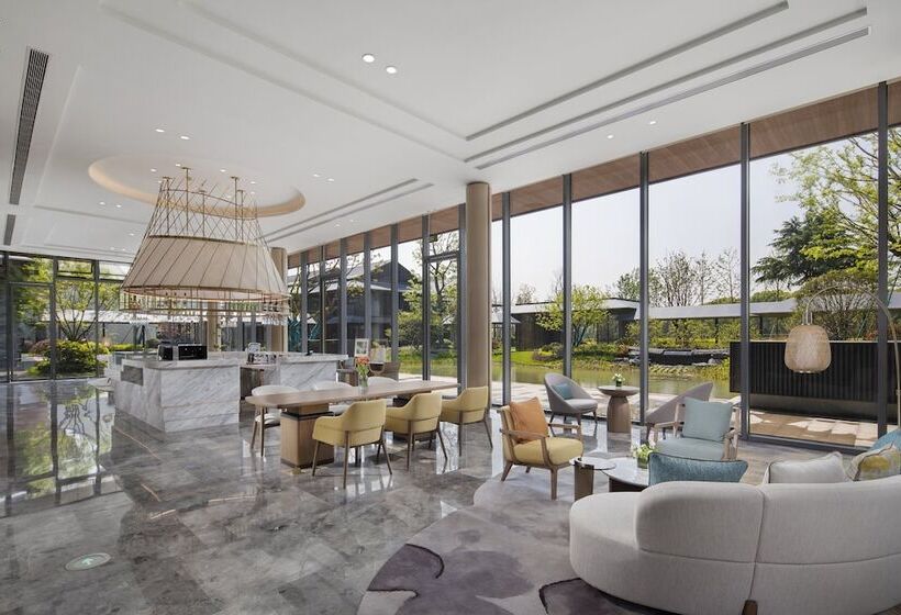 호텔 Holiday Inn Deqing Xinshi Ancient Town By Ihg