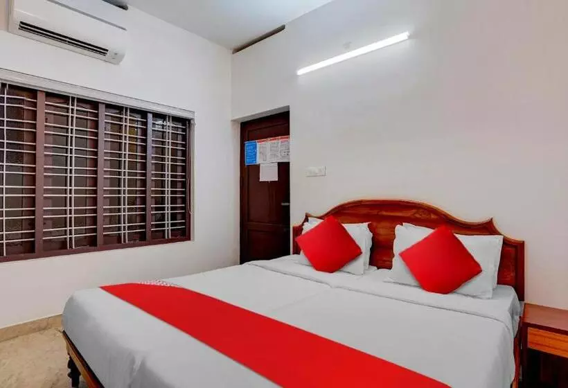 هتل O Poptavern Heritage