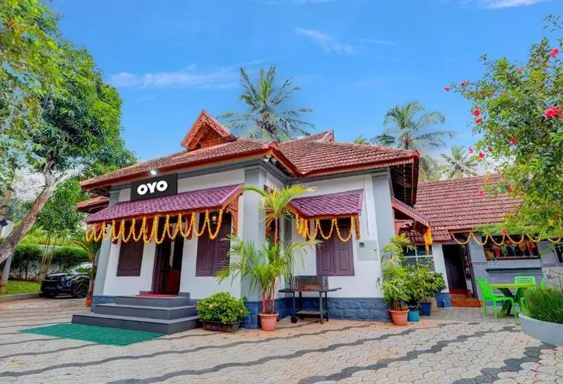 هتل O Poptavern Heritage