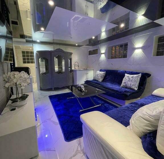 펜션 Chambre De Luxe Familiale 95 Bleu