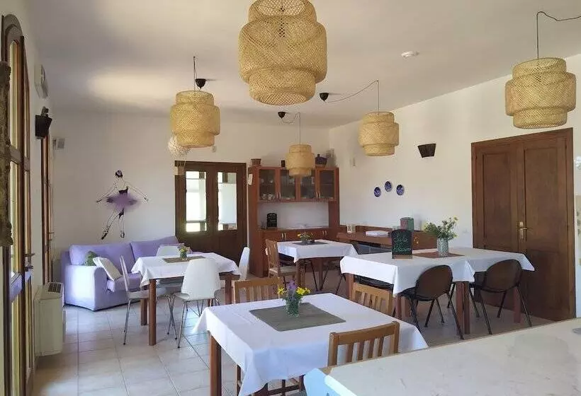 ペンション Room In B&b   Note Di Stelleresort In Marrubiu