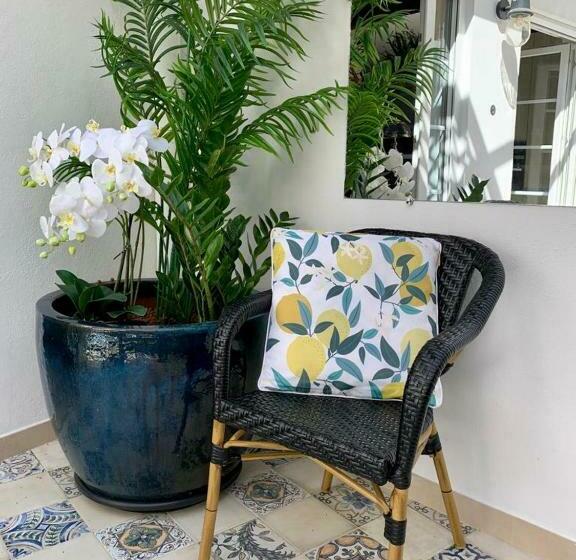 住宿加早餐  Fab S House