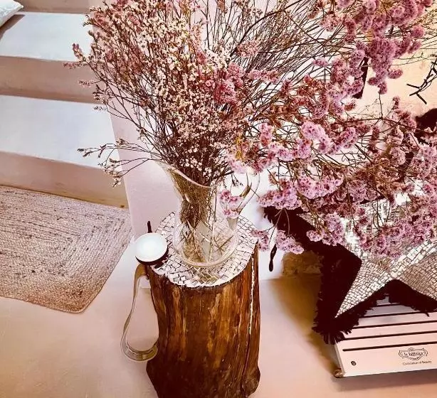 Aamiaismajoitus (B&B) Hydria Guest House Art Gallery