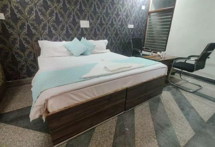 Hotel Dev Residency
