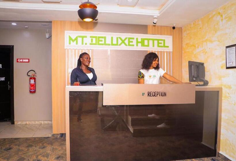 Hotel Mt Deluxe
