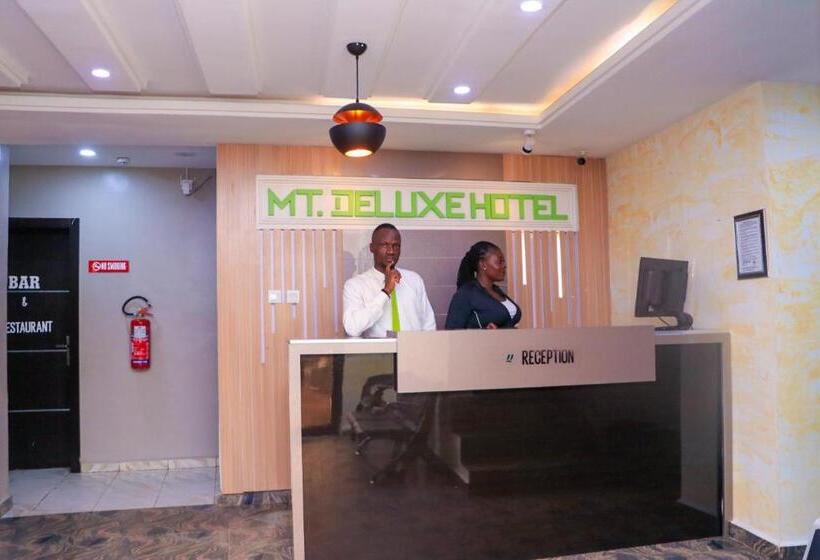 Hotel Mt Deluxe