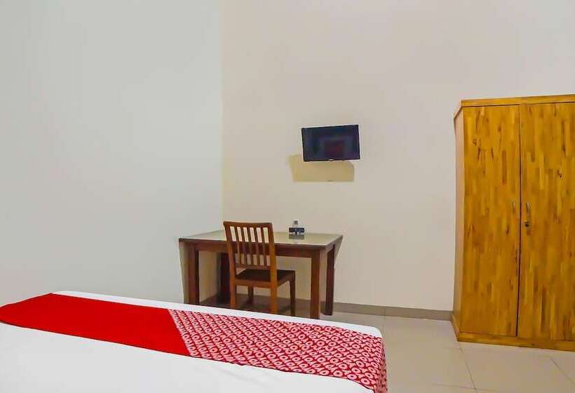 Szálloda Oyo 92341 Oetama Syariah